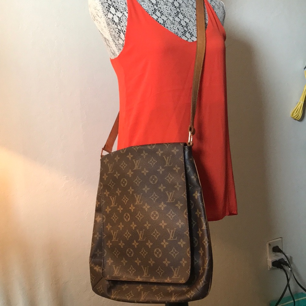 Used LV crossbody bag GM Mussete Salsa adjustable